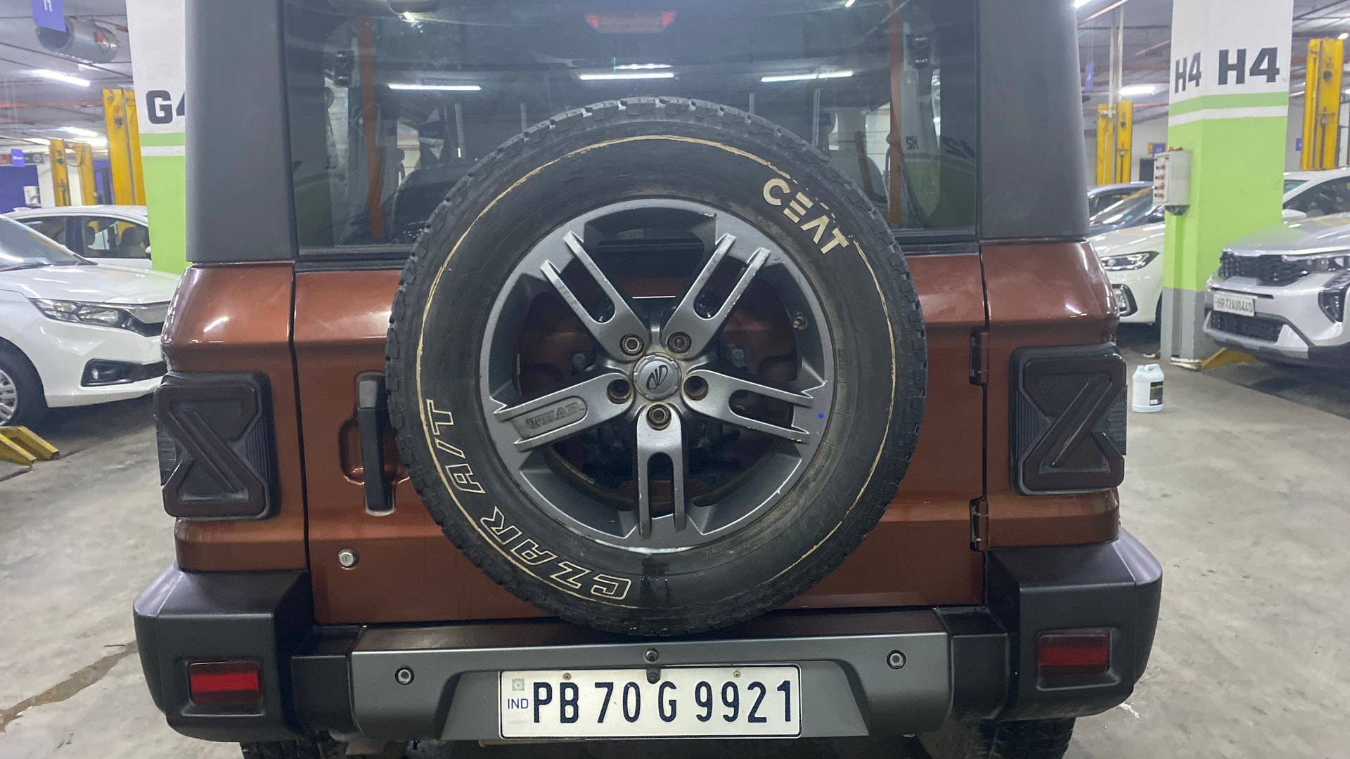 View 2021 Mahindra Thar AX Standard Manual Soft Top 6 Seater Image 17 Used 2021 Mahindra Thar AX Standard Manual Soft Top 6 Seater Image 17
