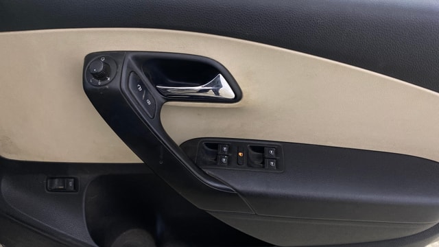 View Skoda Rapid Image 33 Used Skoda Rapid Image 33