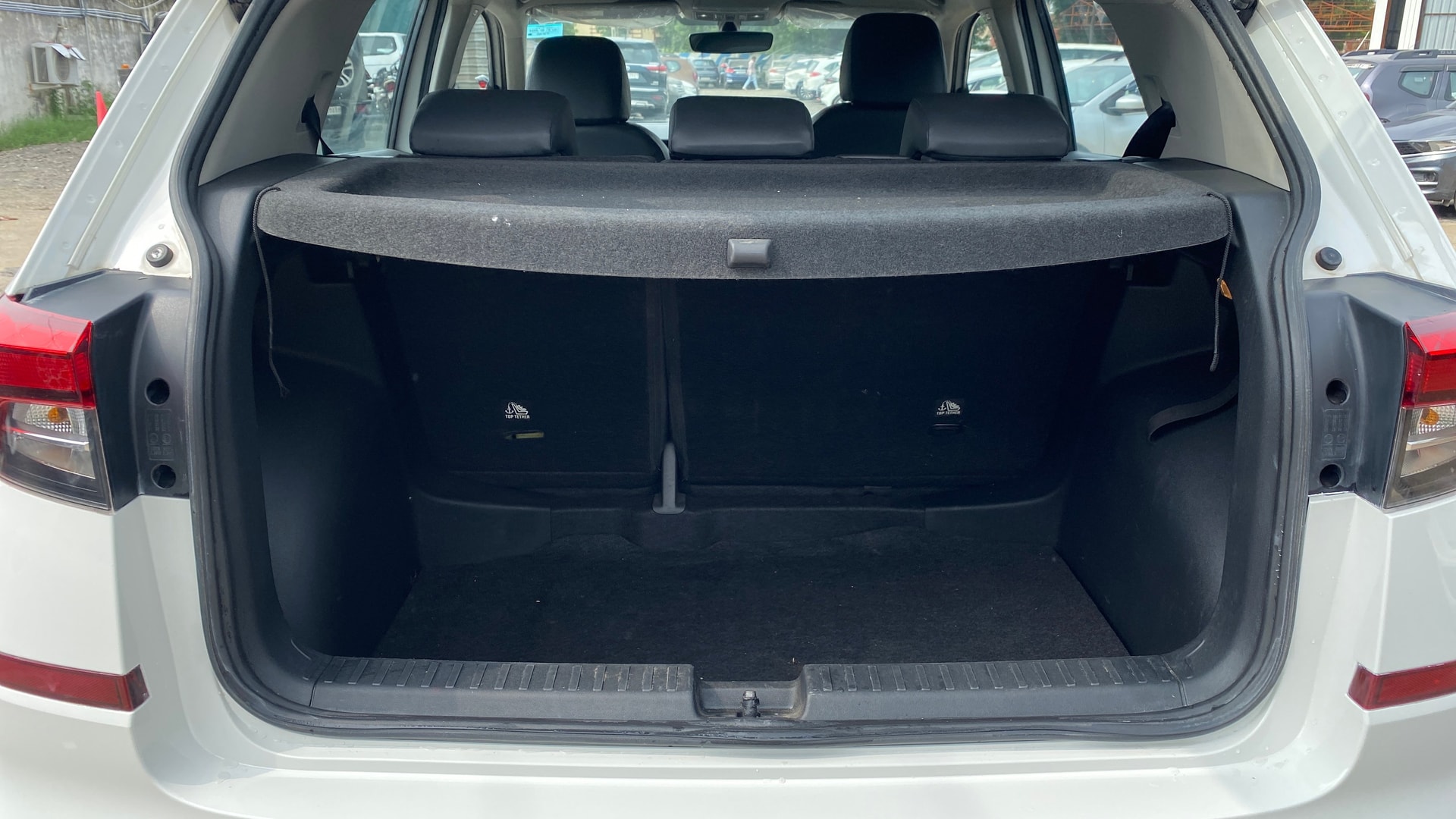 View 2023 Skoda Kushaq Style 1.0 TSI AT Image 11 Used 2023 Skoda Kushaq Style 1.0 TSI AT Image 11