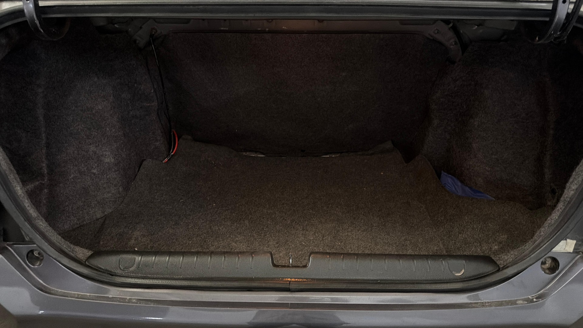 View 2019 Honda Amaze E MT Petrol BS IV Image 10 Used 2019 Honda Amaze E MT Petrol BS IV Image 10