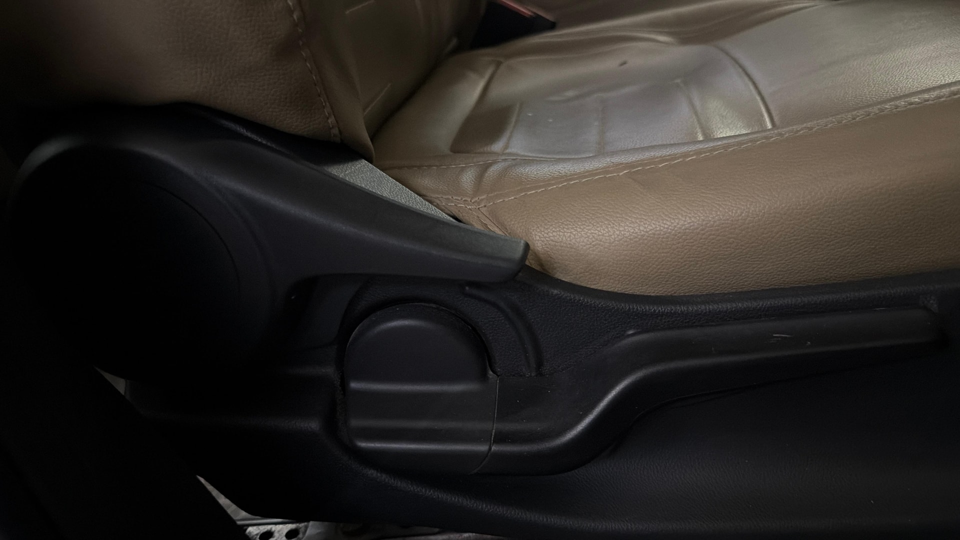View 2019 Honda Amaze E MT Petrol BS IV Image 18 Used 2019 Honda Amaze E MT Petrol BS IV Image 18