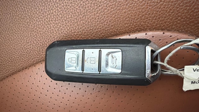 View MG Hector Plus Image 20 Used MG Hector Plus Image 20