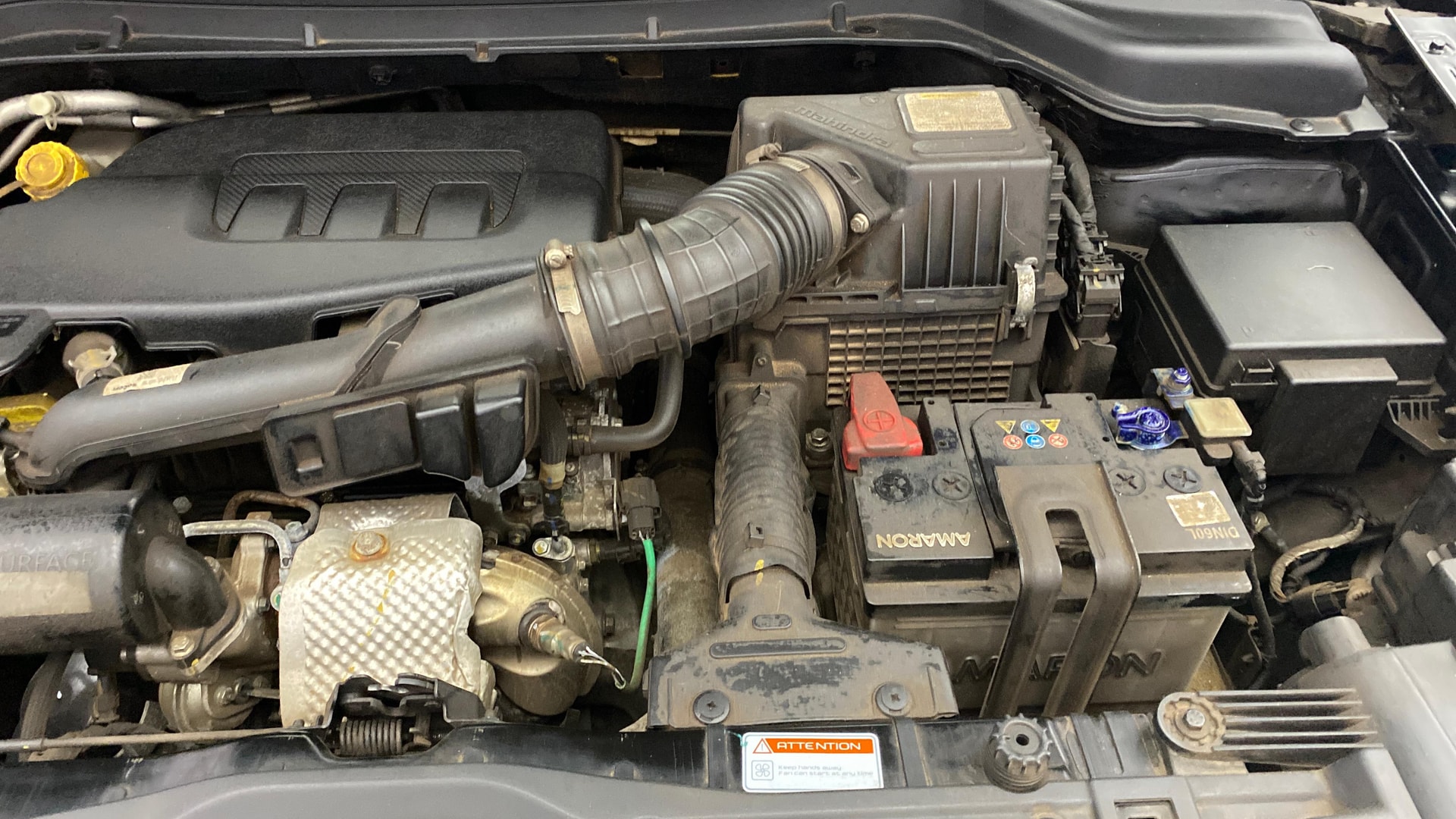 View 2023 Mahindra XUV300 W4 Petrol BS IV Image 30 Used 2023 Mahindra XUV300 W4 Petrol BS IV Image 30