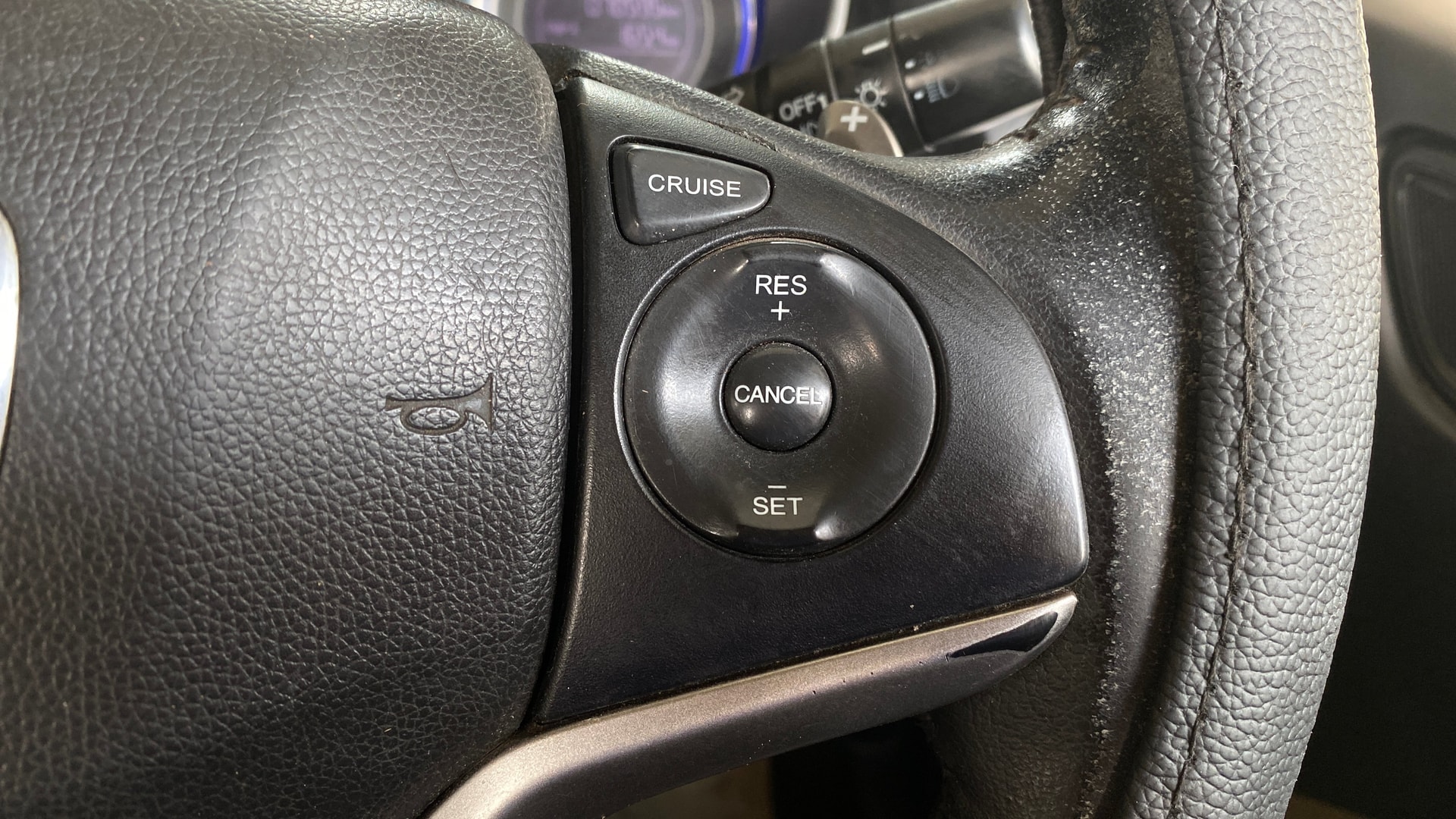 View 2016 Honda City ZX MT Diesel Anniversary Edition Image 3 Used 2016 Honda City ZX MT Diesel Anniversary Edition Image 3
