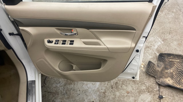 View Maruti Suzuki 1000 Image 34 Used Maruti Suzuki 1000 Image 34