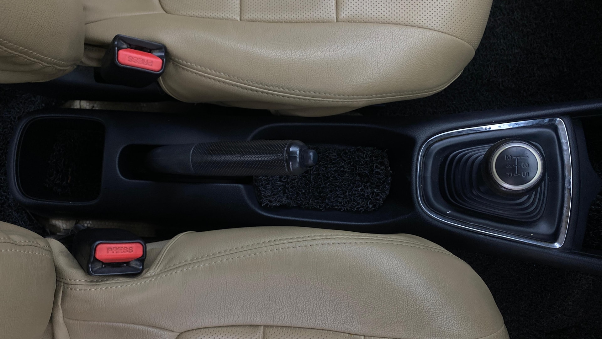 View 2018 Honda Amaze E MT Petrol BS IV Image 37 Used 2018 Honda Amaze E MT Petrol BS IV Image 37