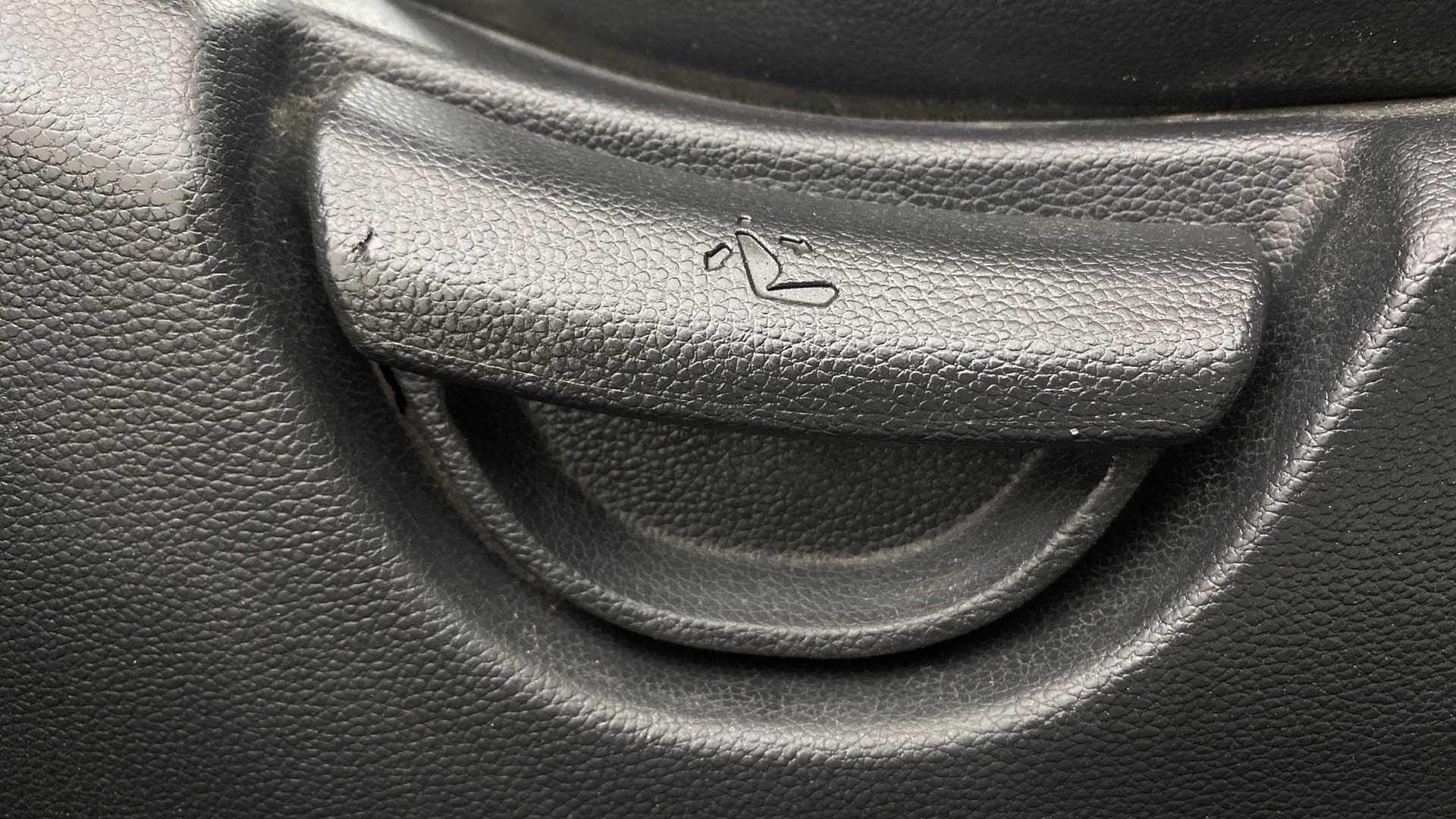 View 2014 Hyundai Grand i10 Sportz 1.2 Kappa Image 18 Used 2014 Hyundai Grand i10 Sportz 1.2 Kappa Image 18