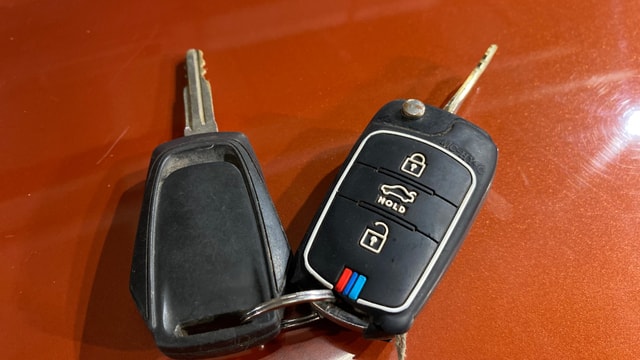 View Mahindra KUV100 Image 18 Used Mahindra KUV100 Image 18