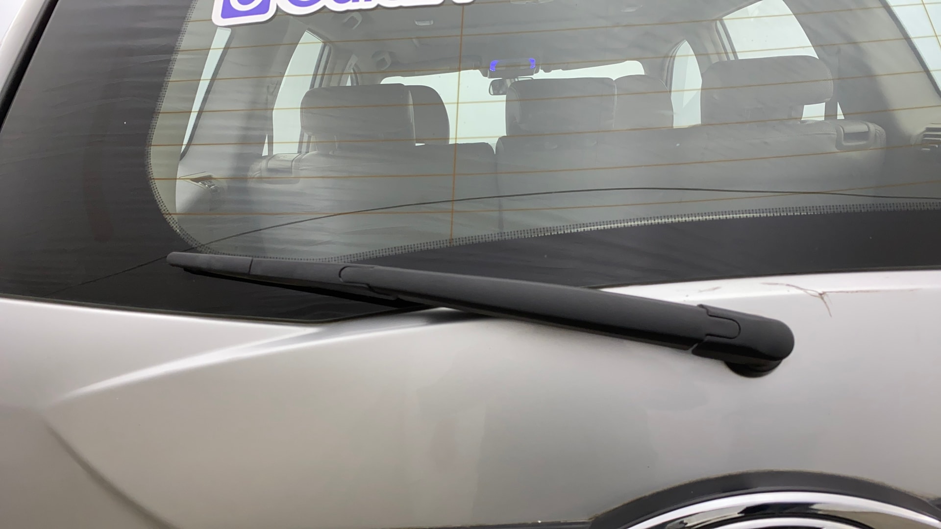 View 2016 Mahindra XUV500 W10 1.99-Litre Image 25 Used 2016 Mahindra XUV500 W10 1.99-Litre Image 25