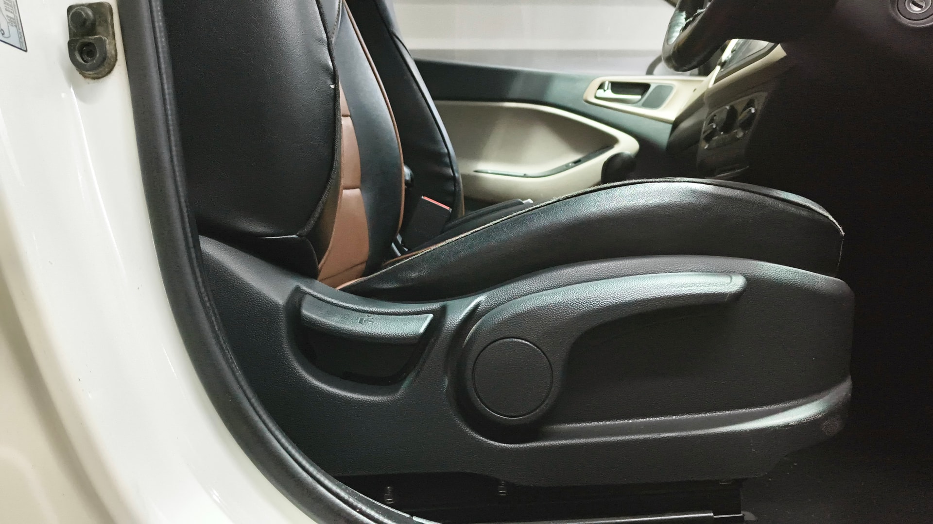 View 2019 Hyundai Elite i20 1.2 Sportz Plus Petrol Image 19 Used 2019 Hyundai Elite i20 1.2 Sportz Plus Petrol Image 19