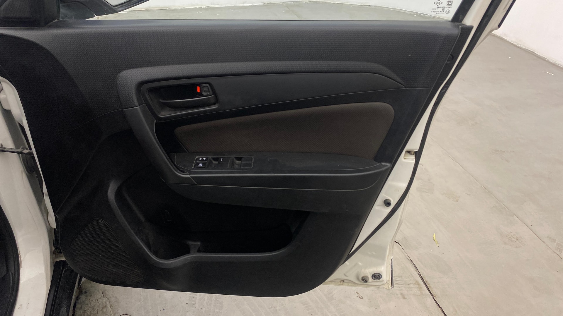 View 2021 Toyota Urban Cruiser Mid AT Image 33 Used 2021 Toyota Urban Cruiser Mid AT Image 33