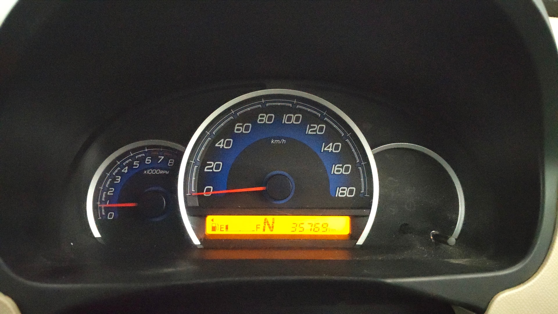 View 2018 Maruti Suzuki 1000 Base Variant Image 33 Used 2018 Maruti Suzuki 1000 Base Variant Image 33