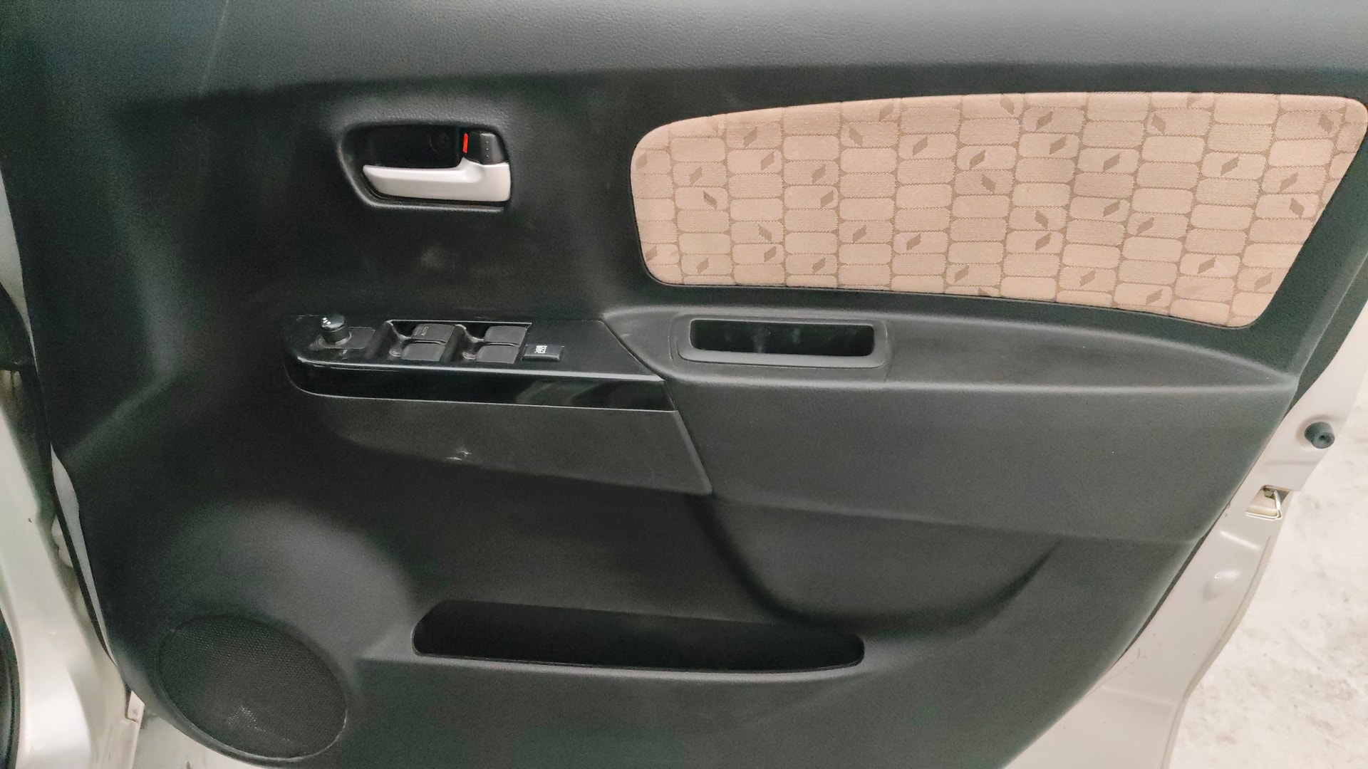 View 2018 Maruti Suzuki 1000 Base Variant Image 32 Used 2018 Maruti Suzuki 1000 Base Variant Image 32