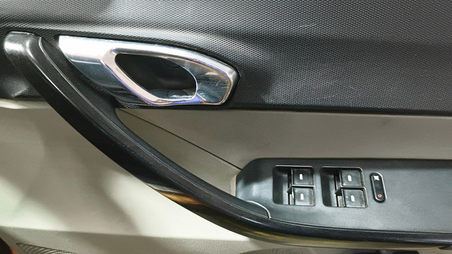 Used 2016 Tata Tiago Used 2016 Tata Tiago