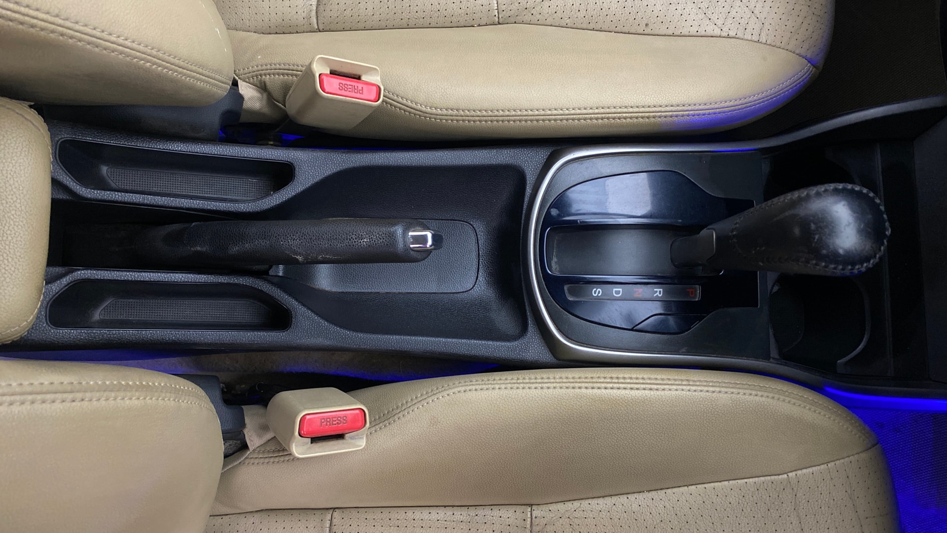 View 2015 Honda City ZX MT Diesel Anniversary Edition Image 41 Used 2015 Honda City ZX MT Diesel Anniversary Edition Image 41