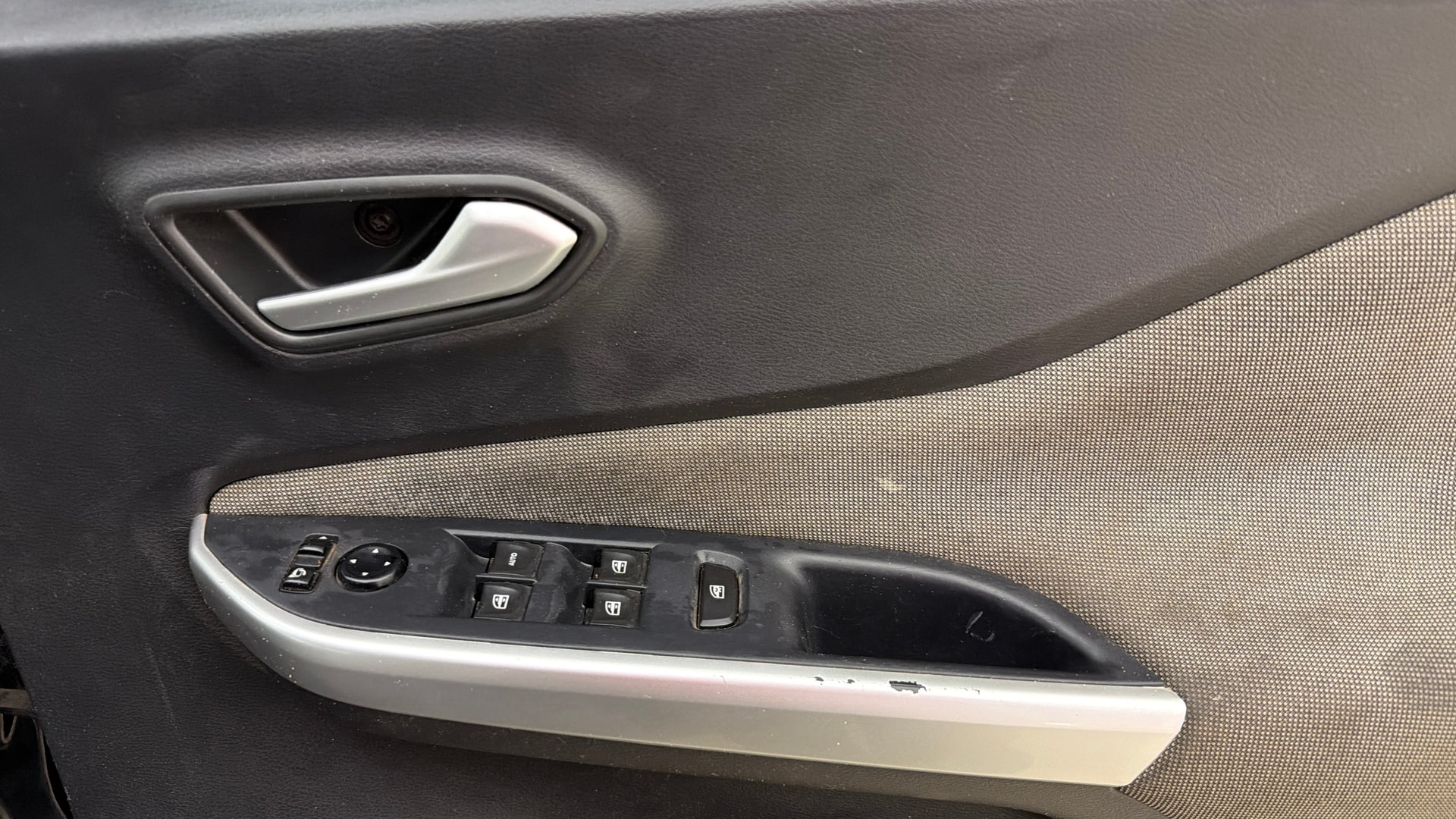 View 2022 Nissan Magnite XL Image 37 Used 2022 Nissan Magnite XL Image 37
