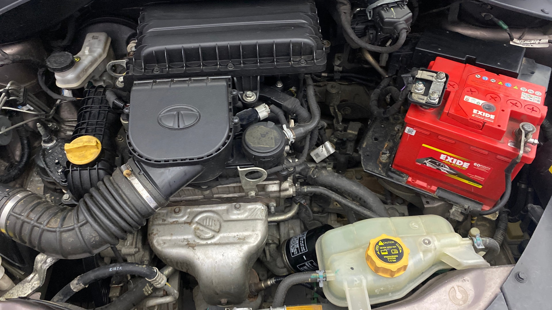 View 2020 Tata Tigor XE Diesel Image 13 Used 2020 Tata Tigor XE Diesel Image 13