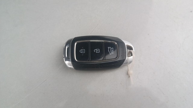 View Hyundai Verna Image 29 Used Hyundai Verna Image 29