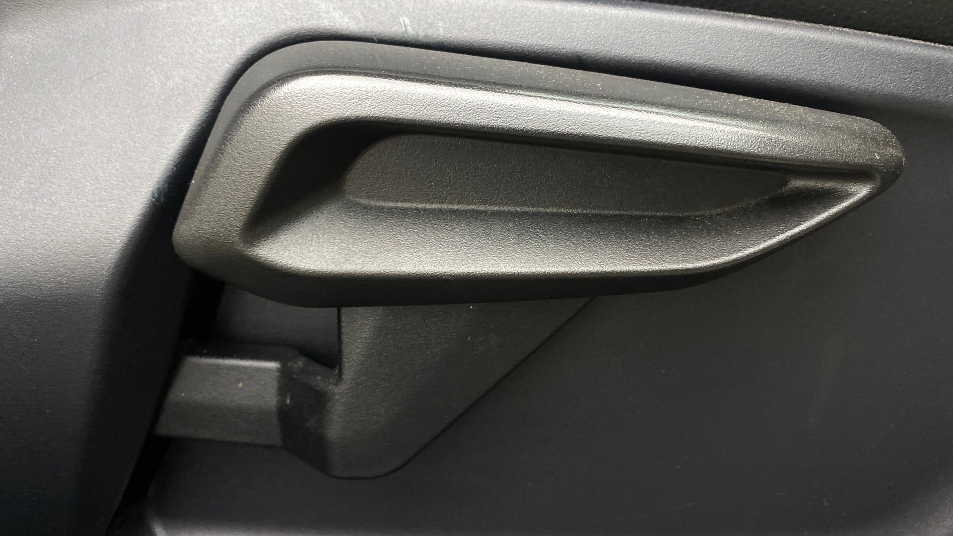 View 2022 Tata Nexon Revotron XE Image 18 Used 2022 Tata Nexon Revotron XE Image 18