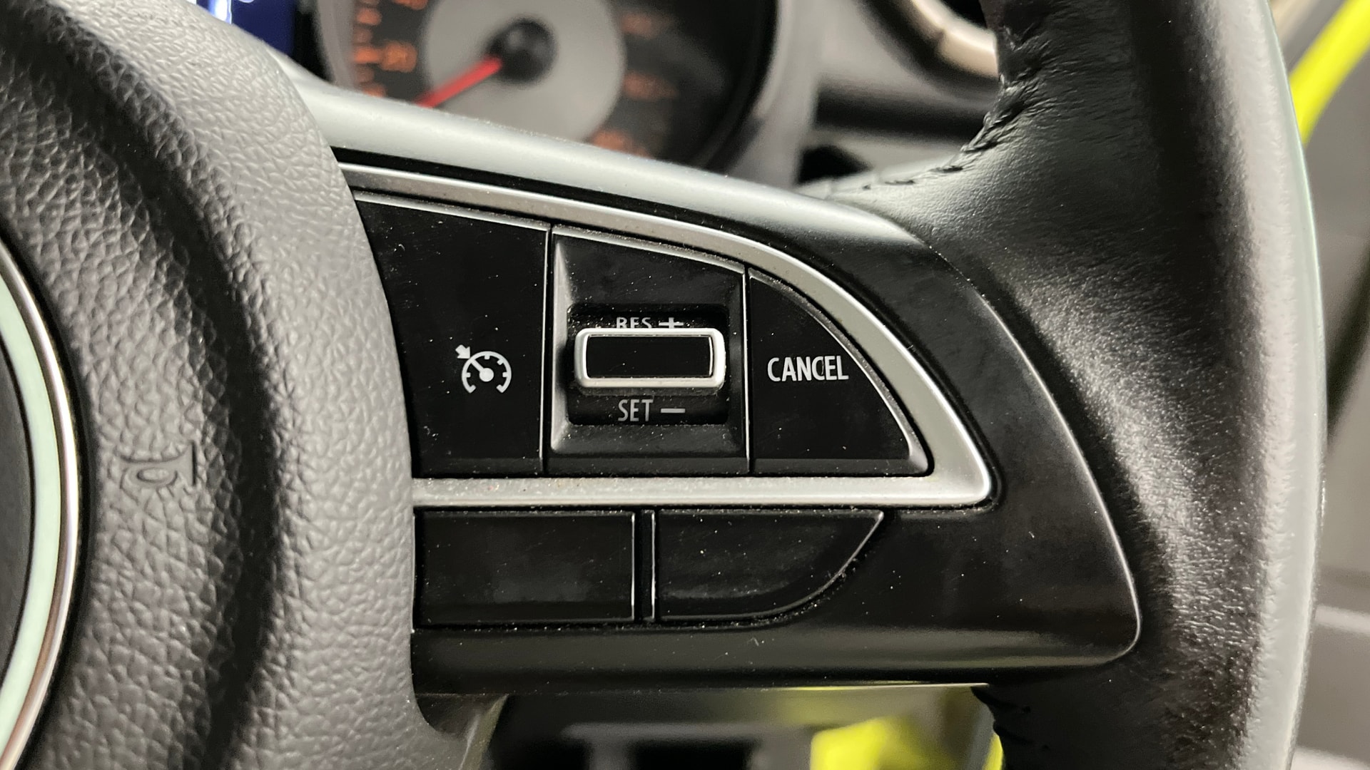 View 2024 Maruti Suzuki 1000 Base Variant Image 3 Used 2024 Maruti Suzuki 1000 Base Variant Image 3