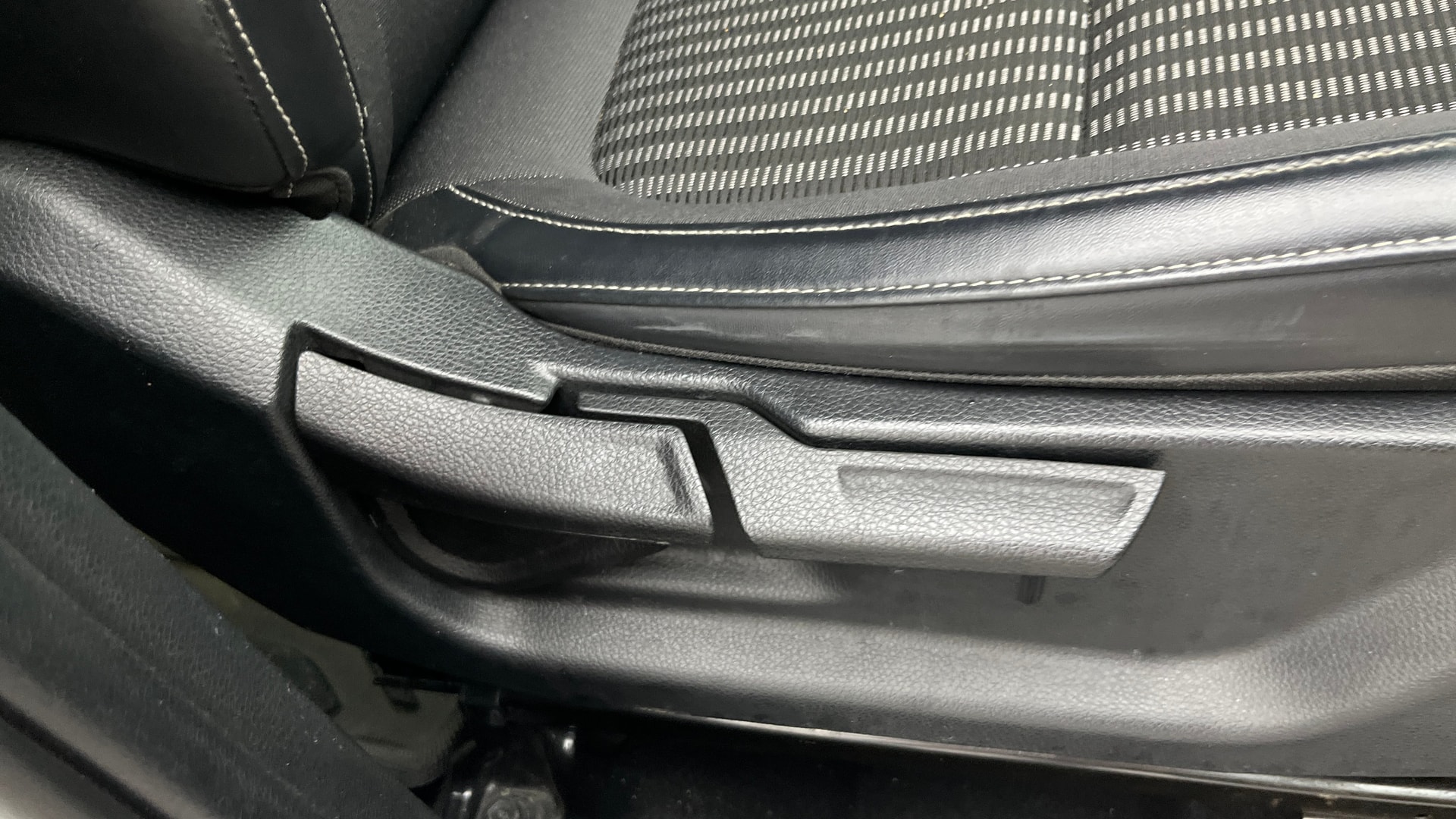 Used 2022 Kia Carens Used 2022 Kia Carens