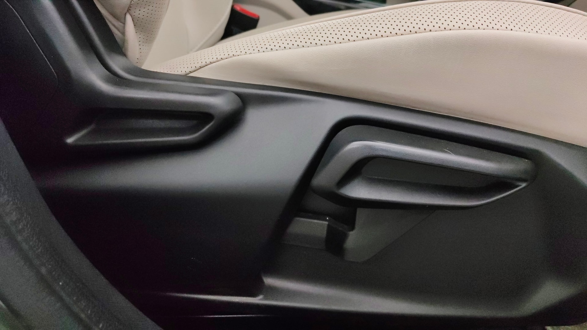 View 2022 Tata Nexon Revotron XE Image 19 Used 2022 Tata Nexon Revotron XE Image 19