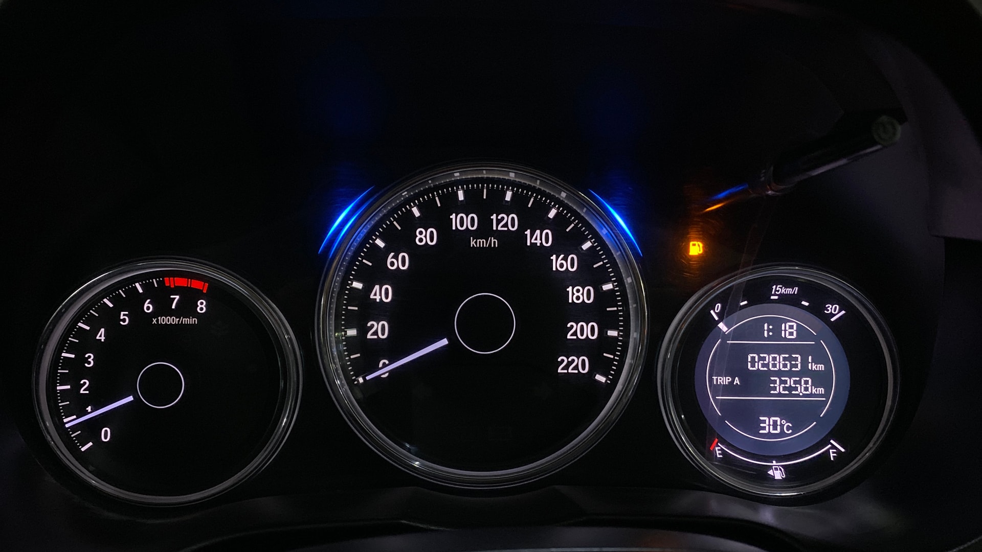 View 2022 Honda City ZX MT Diesel Anniversary Edition Image 22 Used 2022 Honda City ZX MT Diesel Anniversary Edition Image 22
