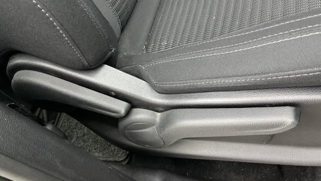 View Mahindra XUV700 Image 18 Used Mahindra XUV700 Image 18