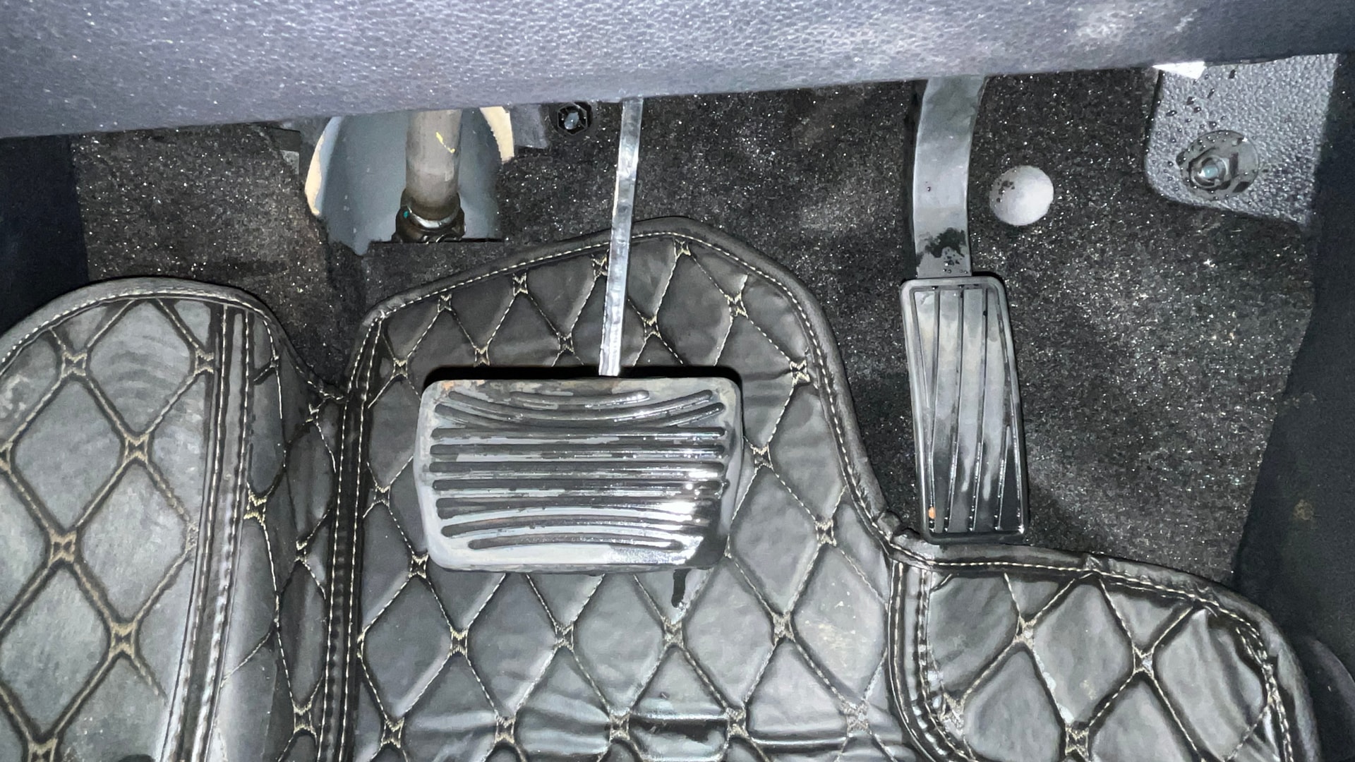 Used 2022 Mahindra XUV700 Used 2022 Mahindra XUV700