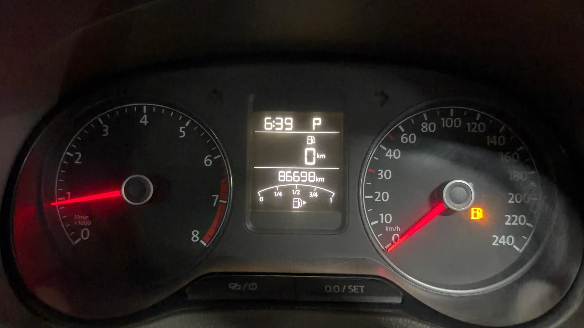 View 2015 Volkswagen Vento DSG Image 35 Used 2015 Volkswagen Vento DSG Image 35