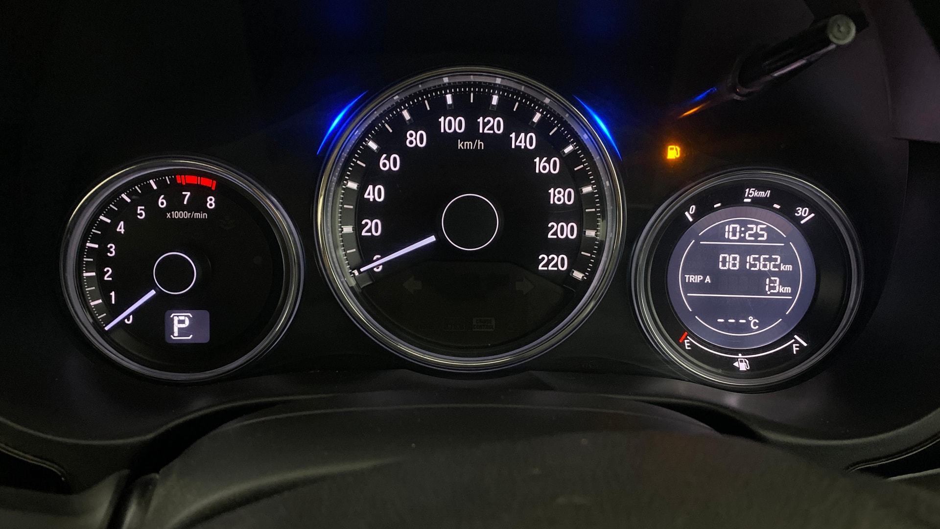 View 2017 Honda City ZX MT Diesel Anniversary Edition Image 37 Used 2017 Honda City ZX MT Diesel Anniversary Edition Image 37