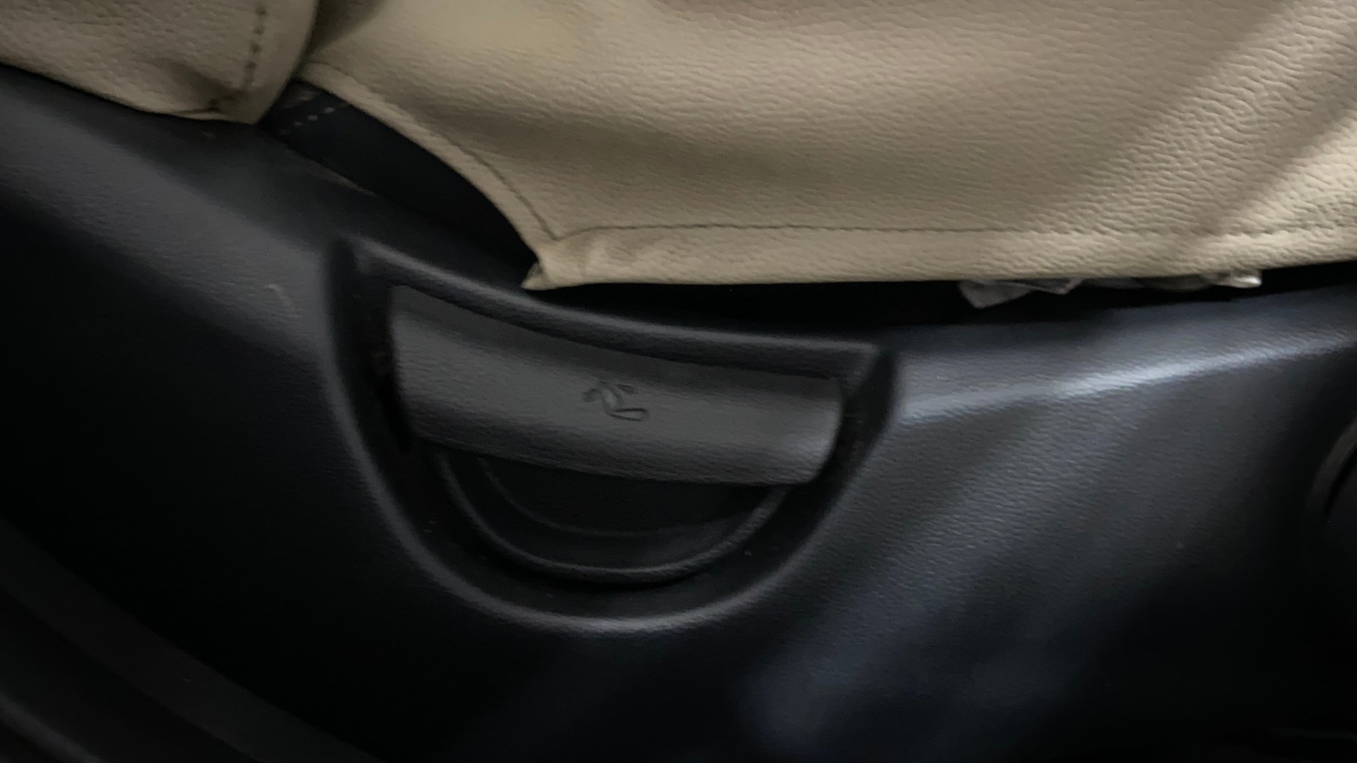 View 2015 Hyundai Xcent S Petrol Image 18 Used 2015 Hyundai Xcent S Petrol Image 18