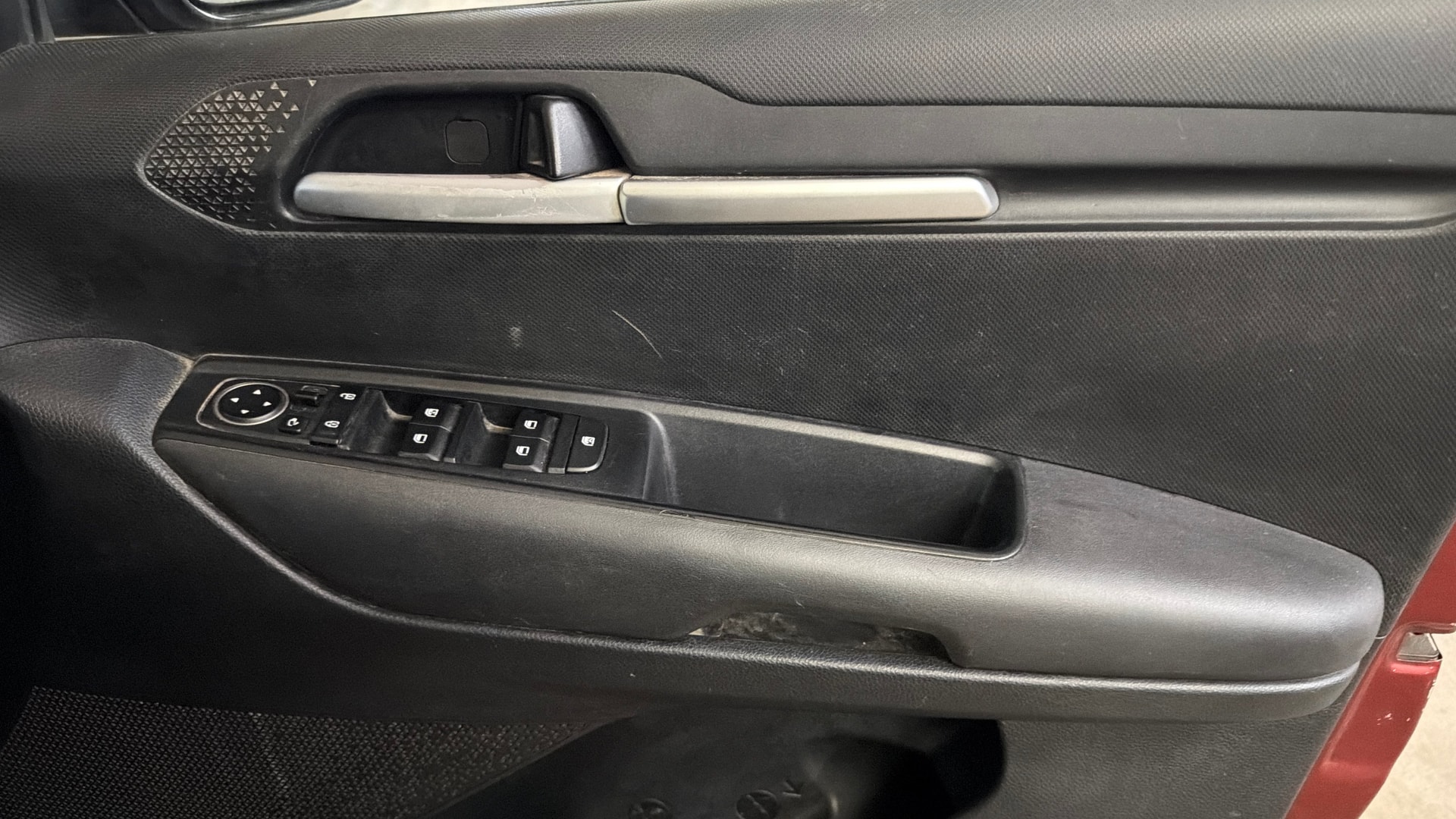 View 2020 Kia Sonet HTK Plus Petrol Image 33 Used 2020 Kia Sonet HTK Plus Petrol Image 33
