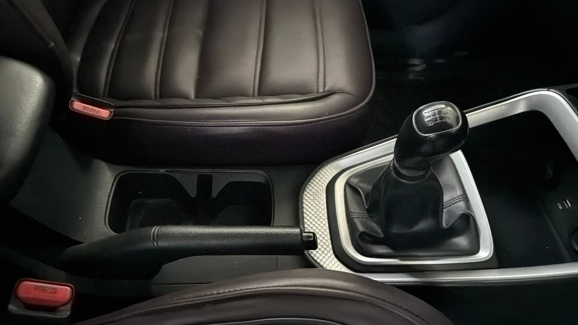 View 2020 Kia Sonet HTK Plus Petrol Image 38 Used 2020 Kia Sonet HTK Plus Petrol Image 38