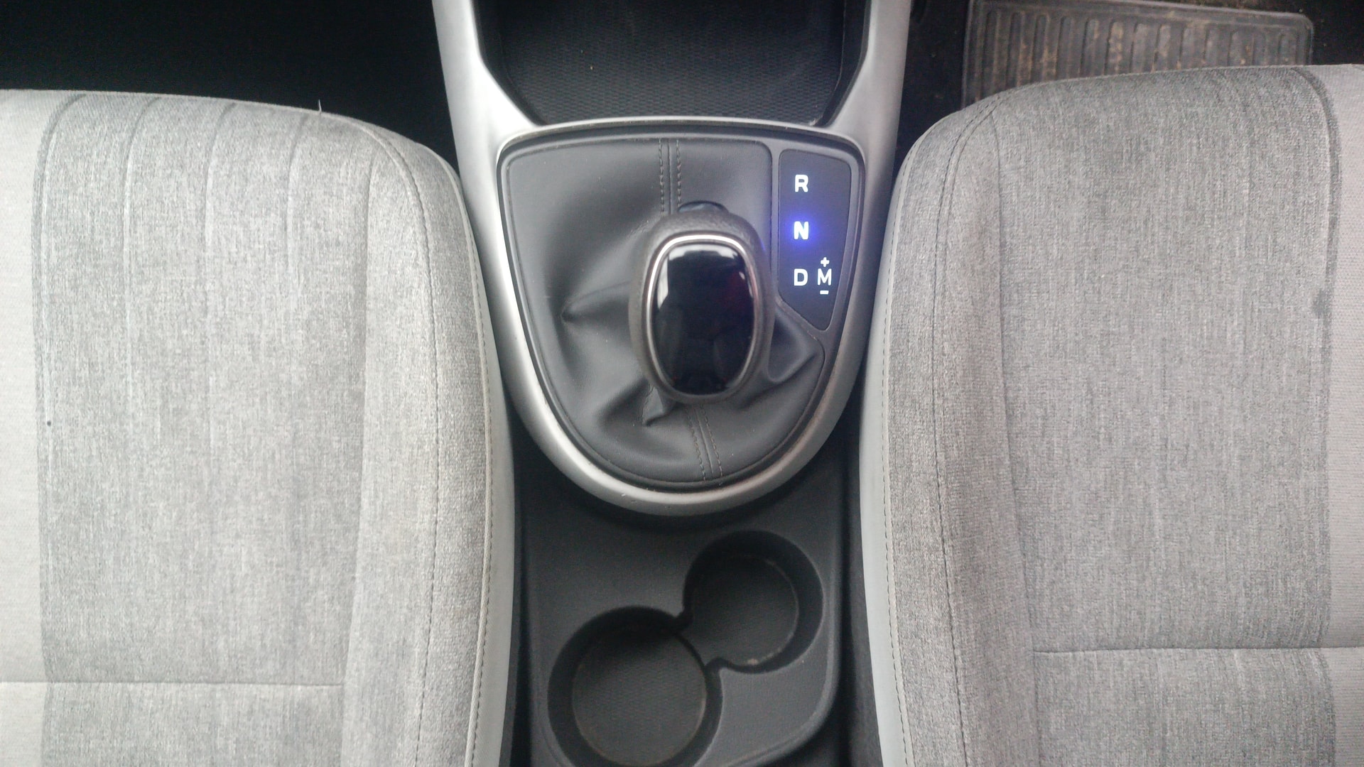 View 2019 Hyundai Grand i10 Nios Sportz Petrol AMT Image 38 Used 2019 Hyundai Grand i10 Nios Sportz Petrol AMT Image 38