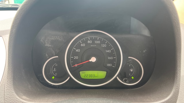 View Hyundai EON Image 33 Used Hyundai EON Image 33