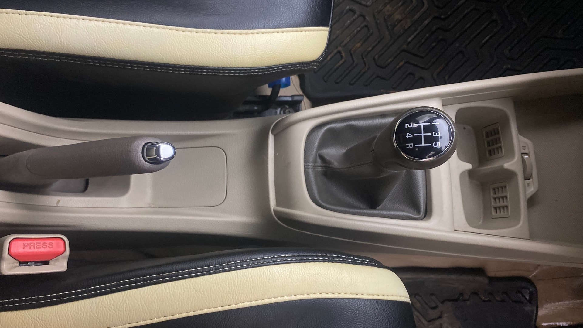 Used 2024 Maruti Suzuki 1000 Used 2024 Maruti Suzuki 1000