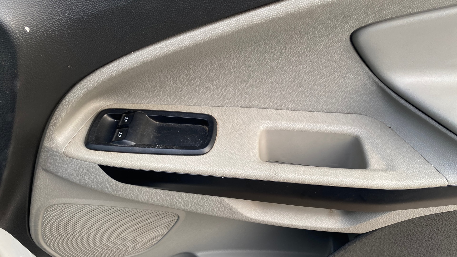 View 2017 Ford EcoSport 1.5 TDCi Diesel Ambiente BS IV Image 32 Used 2017 Ford EcoSport 1.5 TDCi Diesel Ambiente BS IV Image 32