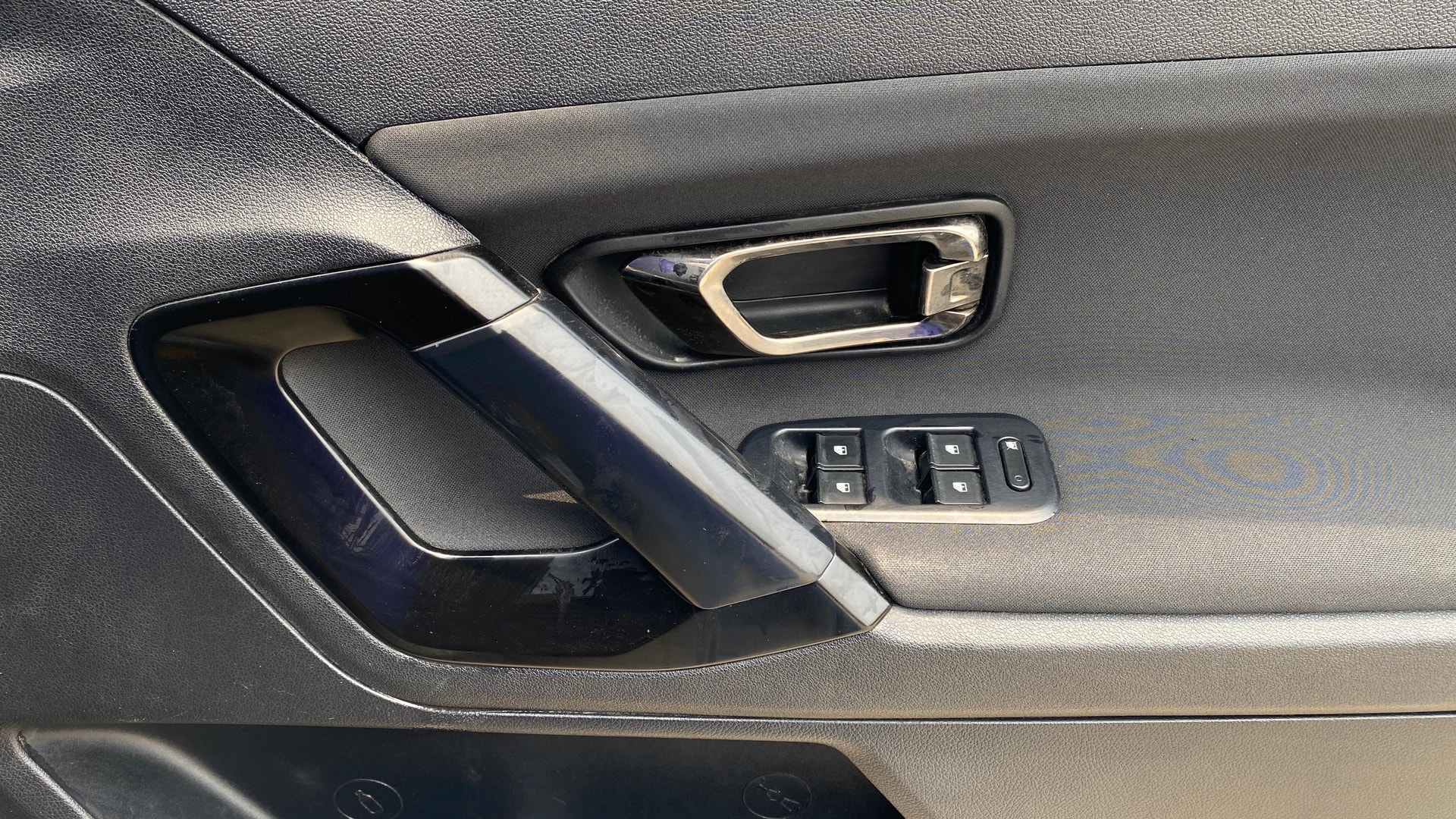 View 2022 Tata Safari XT Plus Image 40 Used 2022 Tata Safari XT Plus Image 40