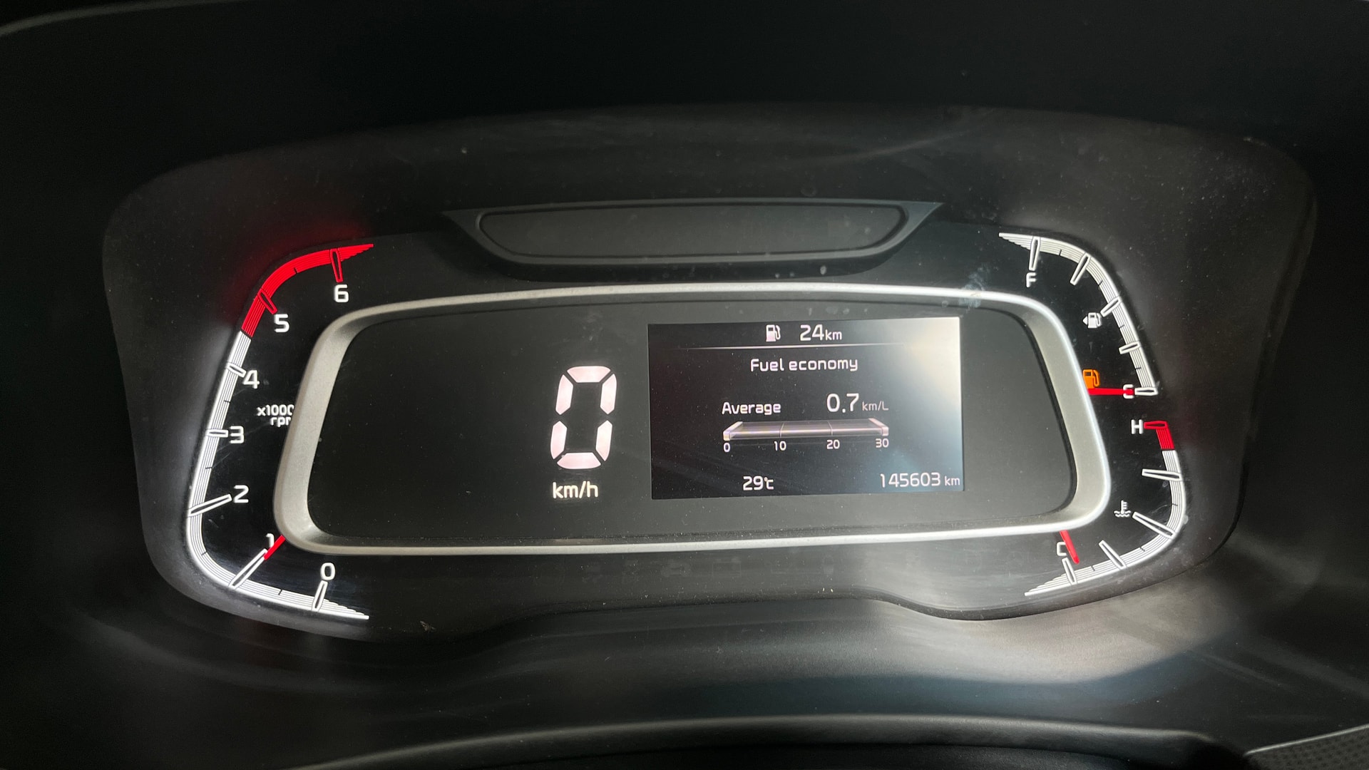 View 2022 Kia Sonet HTX Diesel Image 21 Used 2022 Kia Sonet HTX Diesel Image 21