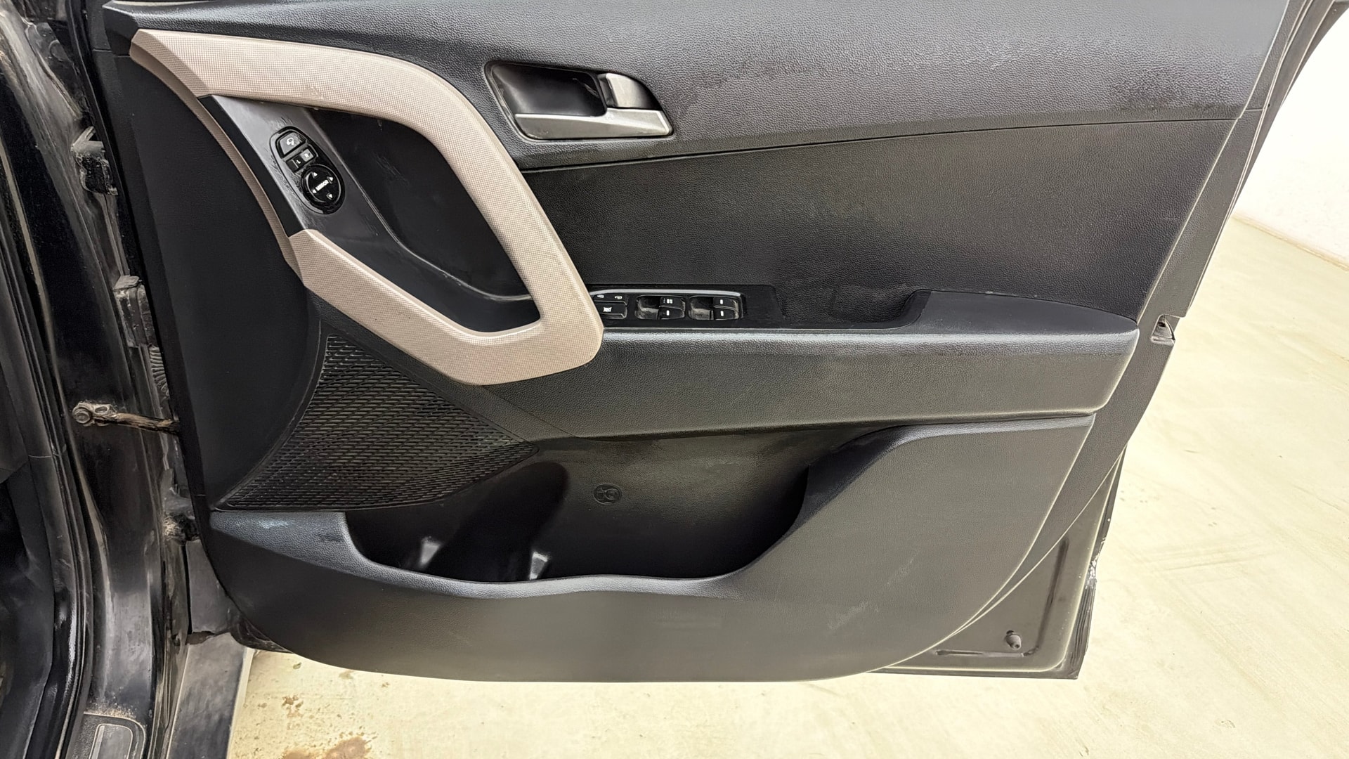 View 2017 Hyundai Creta 1.4 E Diesel Image 38 Used 2017 Hyundai Creta 1.4 E Diesel Image 38