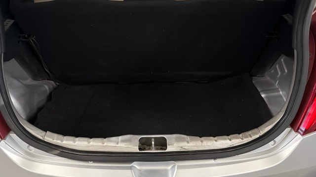 View Hyundai EON Image 10 Used Hyundai EON Image 10