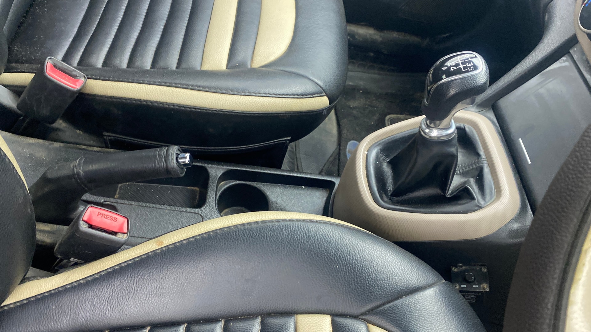 View 2014 Hyundai Xcent S Diesel (O) Image 39 Used 2014 Hyundai Xcent S Diesel (O) Image 39