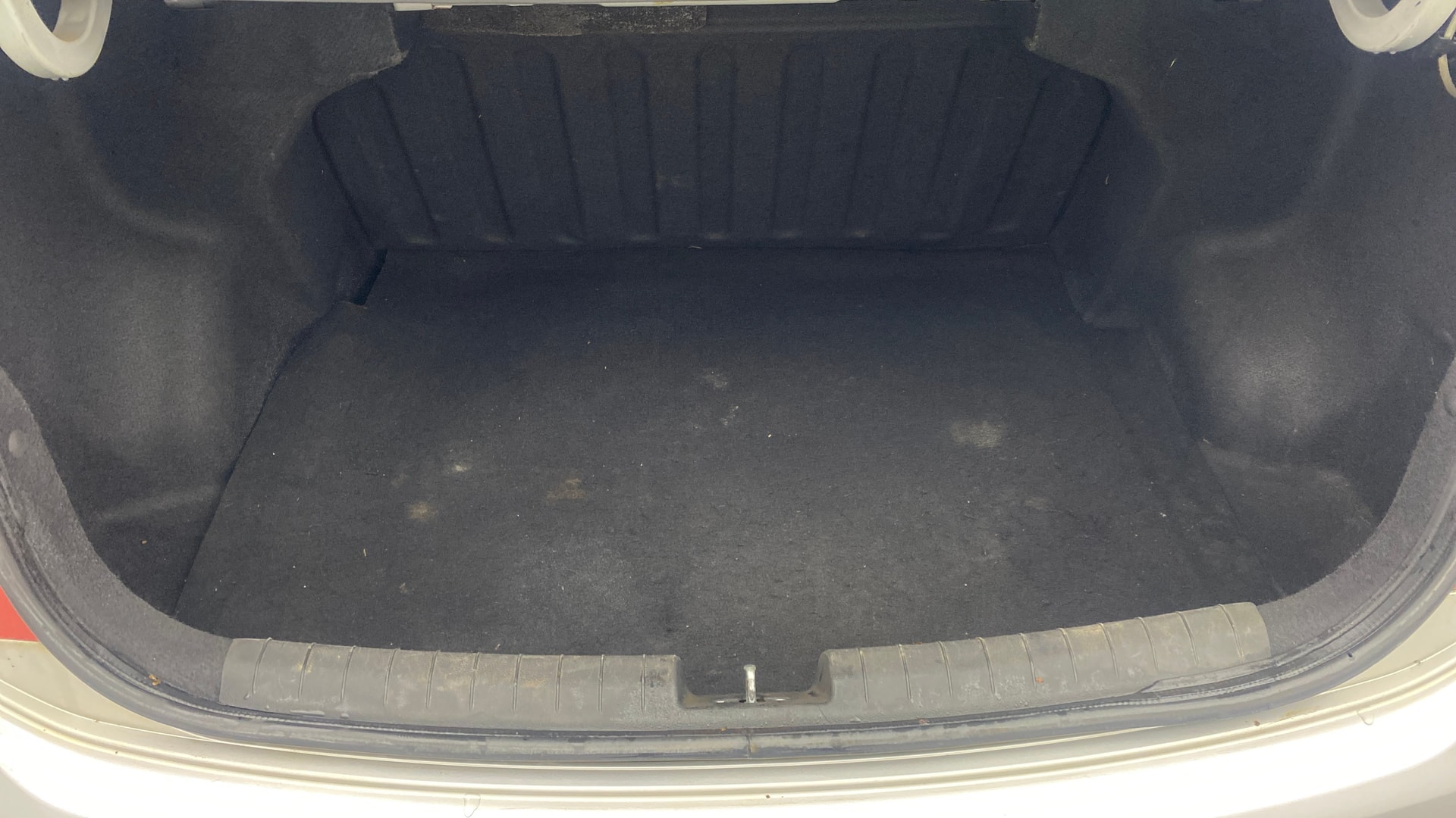 View 2014 Hyundai Xcent S Diesel (O) Image 7 Used 2014 Hyundai Xcent S Diesel (O) Image 7