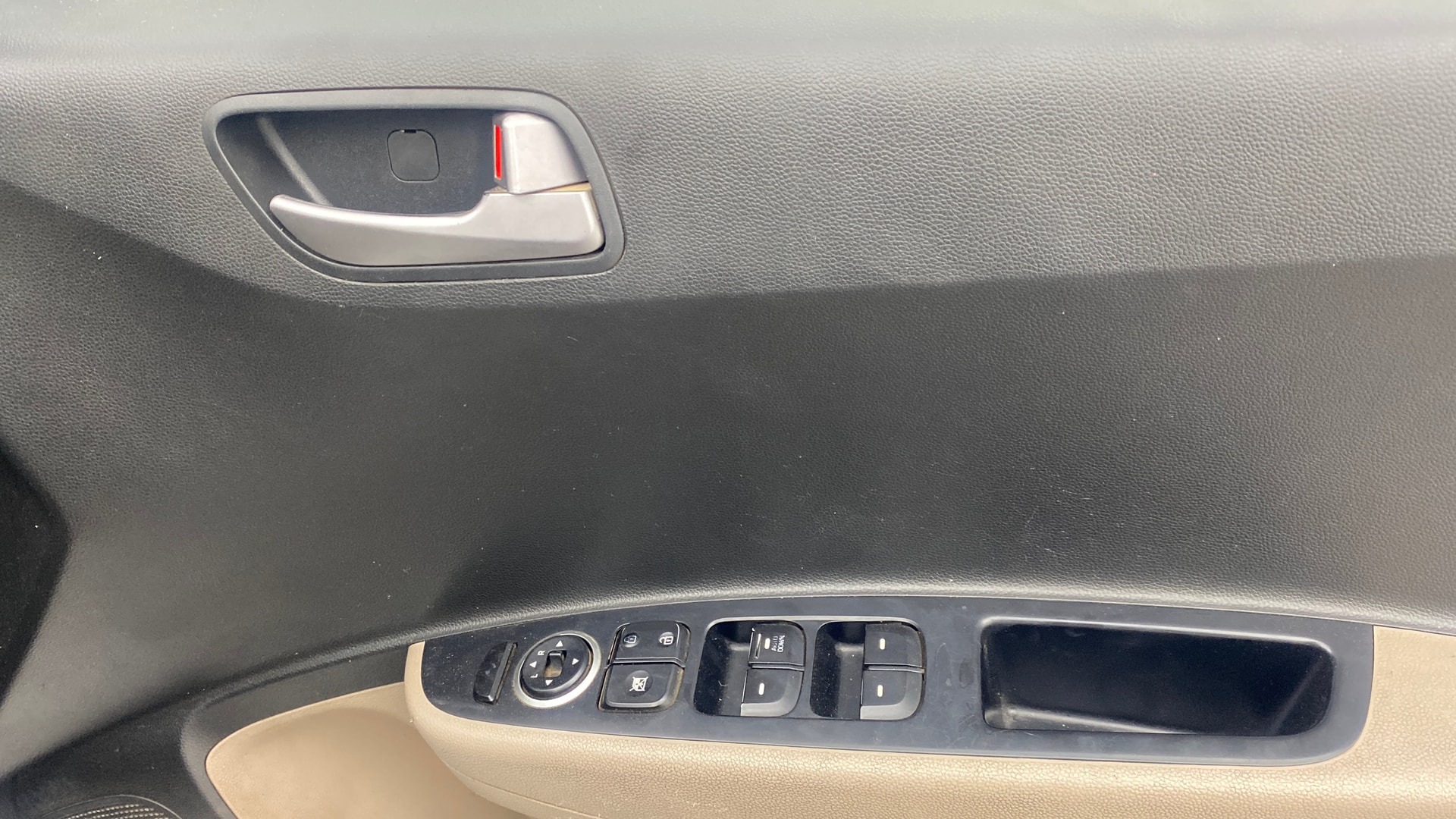 View 2014 Hyundai Xcent S Diesel (O) Image 37 Used 2014 Hyundai Xcent S Diesel (O) Image 37