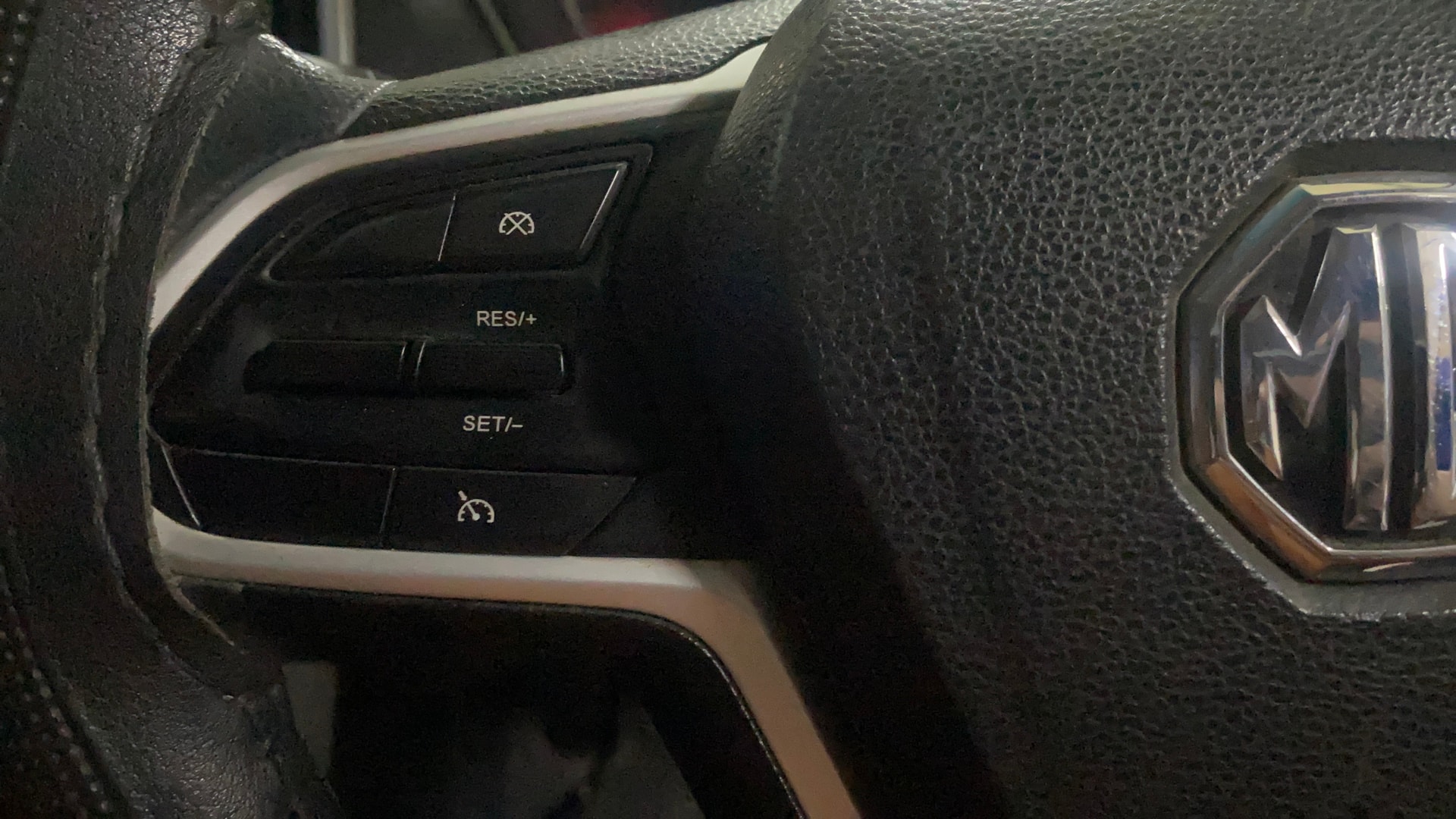 View 2021 MG Hector Super Petrol BS IV Image 3 Used 2021 MG Hector Super Petrol BS IV Image 3
