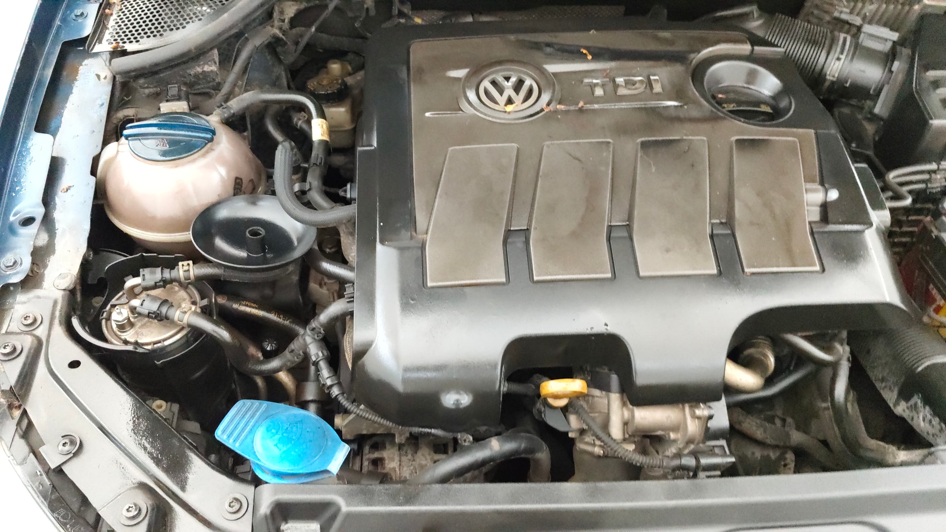 View 2017 Volkswagen Vento 1.2 L TSI Comfortline Petrol AT Image 3 Used 2017 Volkswagen Vento 1.2 L TSI Comfortline Petrol AT Image 3
