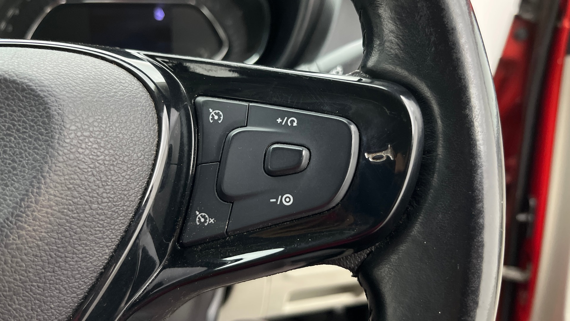 View 2022 Tata Nexon Revotron XE Image 3 Used 2022 Tata Nexon Revotron XE Image 3