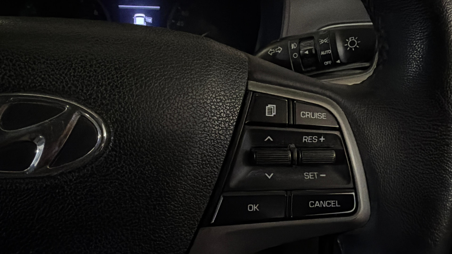View 2018 Hyundai Verna 1.6 VTVT SX (O) AT Image 3 Used 2018 Hyundai Verna 1.6 VTVT SX (O) AT Image 3
