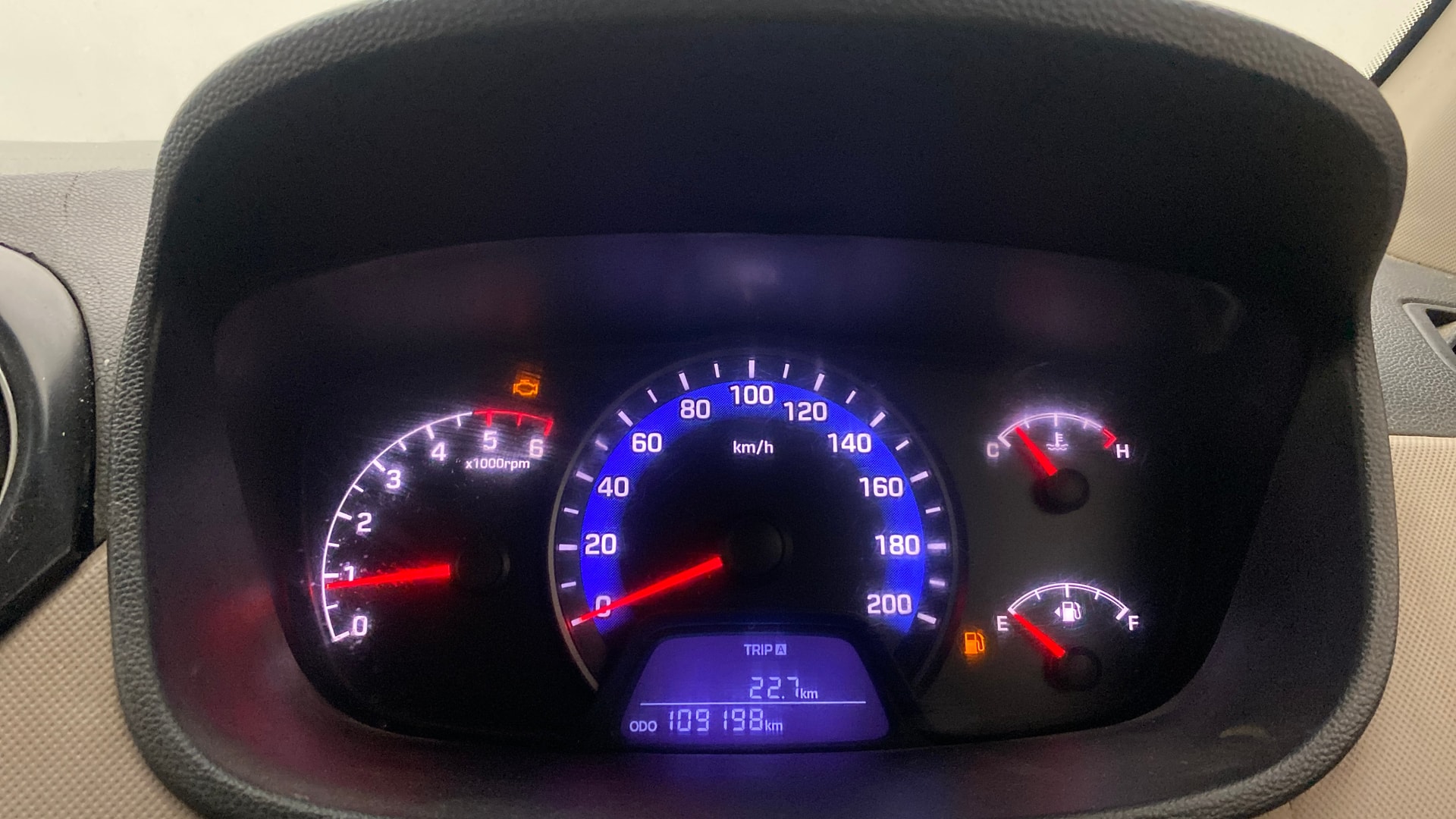 View 2015 Hyundai Xcent E Petrol Image 35 Used 2015 Hyundai Xcent E Petrol Image 35